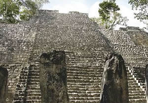 Calakmul. Estructura I.