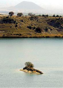 Islita en lago Quechulac. Alchichica.