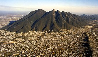 Vista de Monterrey y el Cerro de la Silla