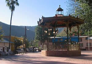 Plaza Principal en Batopilas.