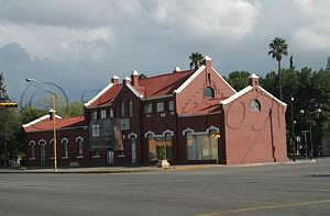 Antigua estación del ferrocarril, Hoy Biblioteca del congreso del estado. Saltillo, Coahuila.