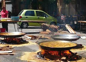 Paella en las calles de Valencia