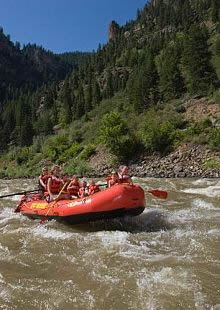 Rafting en el río Colorado.