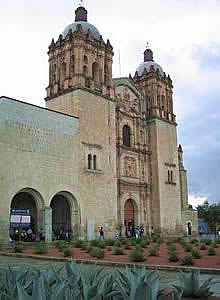 Fachada del Templo de Santo Domingo.
