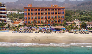 Barceló Ixtapa Beach