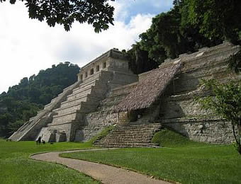 Templo de la Reina Roja, ubicado junto al Templo de las Inscripciones