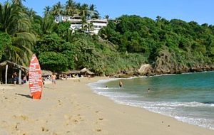 Playa en Puerto Escondido