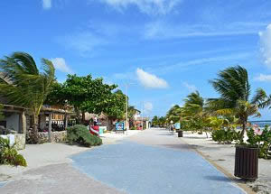 Malecón de Mahahual. Costa Maya