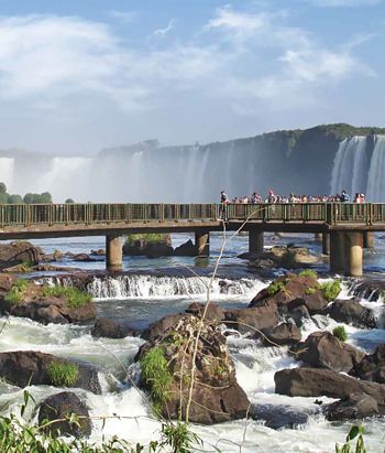 Base de la Garganta del Diablo. Cataratas del Iguazú.
