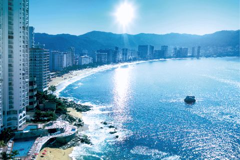 Acapulco. La historia de un fascinante destino turístico.