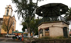 Huasca de Ocampo. Plaza principal.