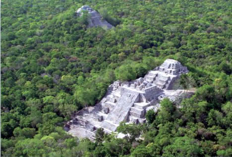 La Gran Pirámide de Calakmul. Las cinco pirámides más altas de la Zona Maya en México.