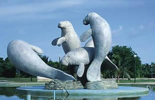 Monumento al Manatí.
