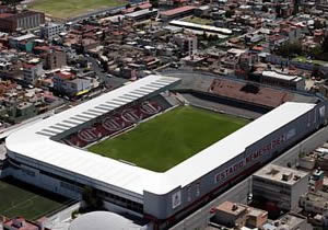 Estadio Nemesio Diez.