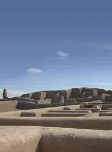 Paquimé, asentada en el desierto chihuahuense.