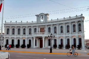 El Grullo.- Palacio Municipal