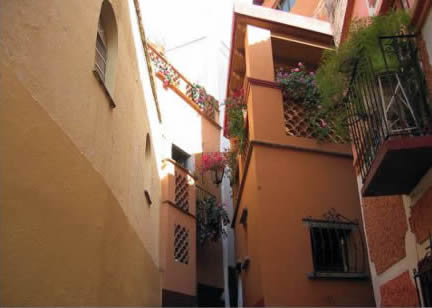 Callejón del Beso.