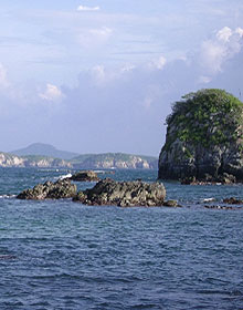 Peñascos de Playa Perula.