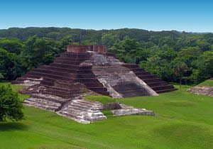 Zona arqueológica de Comalcalco.