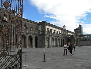 Alcázar del Castillo de Chapultepec. La ciudad de los palacios.