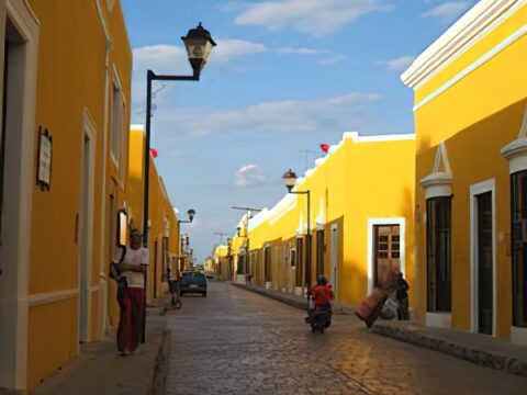 Calle Colonial. Izamal.