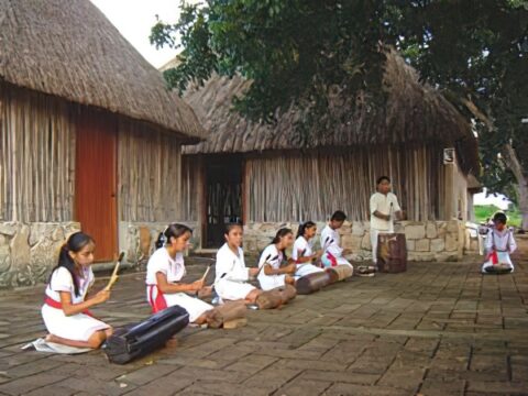 Escuela de Música Prehispánica. Felipe Carrillo Puerto.