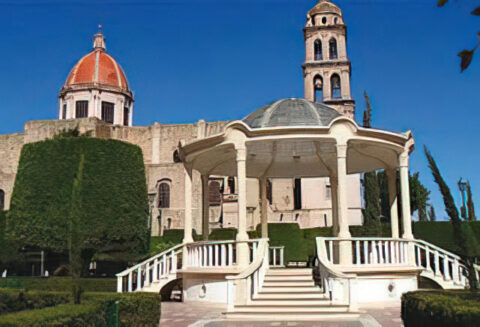 Jardín Victoria y Quiosco.