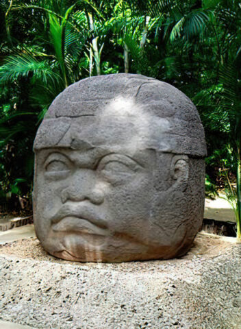 Cabeza Olmeca Monumental.