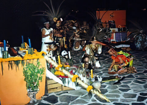 Danza ceremonial prehispánica.