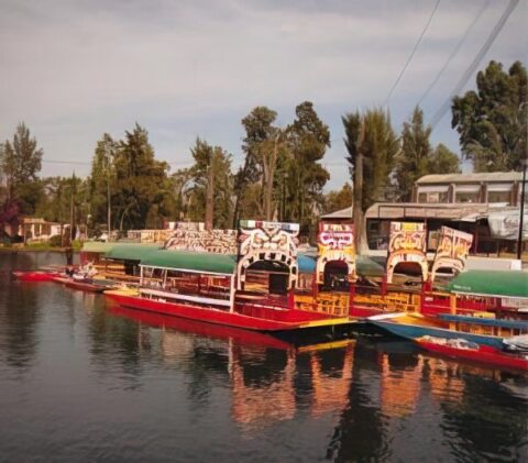 Trajineras en Xochimilco.