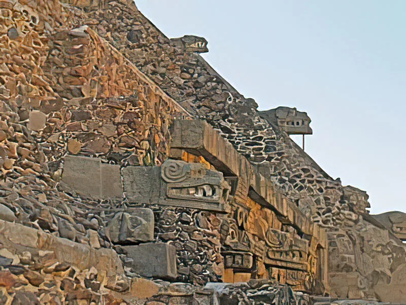 Detalles del Templo de Quetzalcóatl