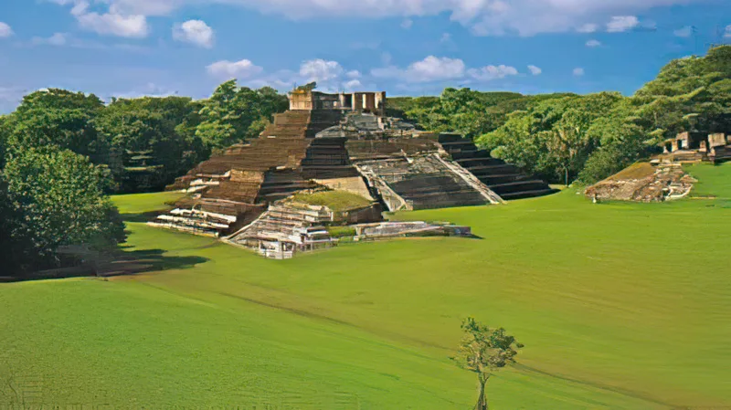 Zona arqueológica de Comalcalco