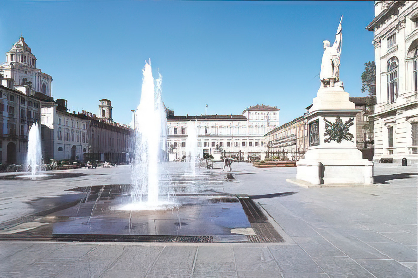 Plaza Castello y Palacio Real de Turín